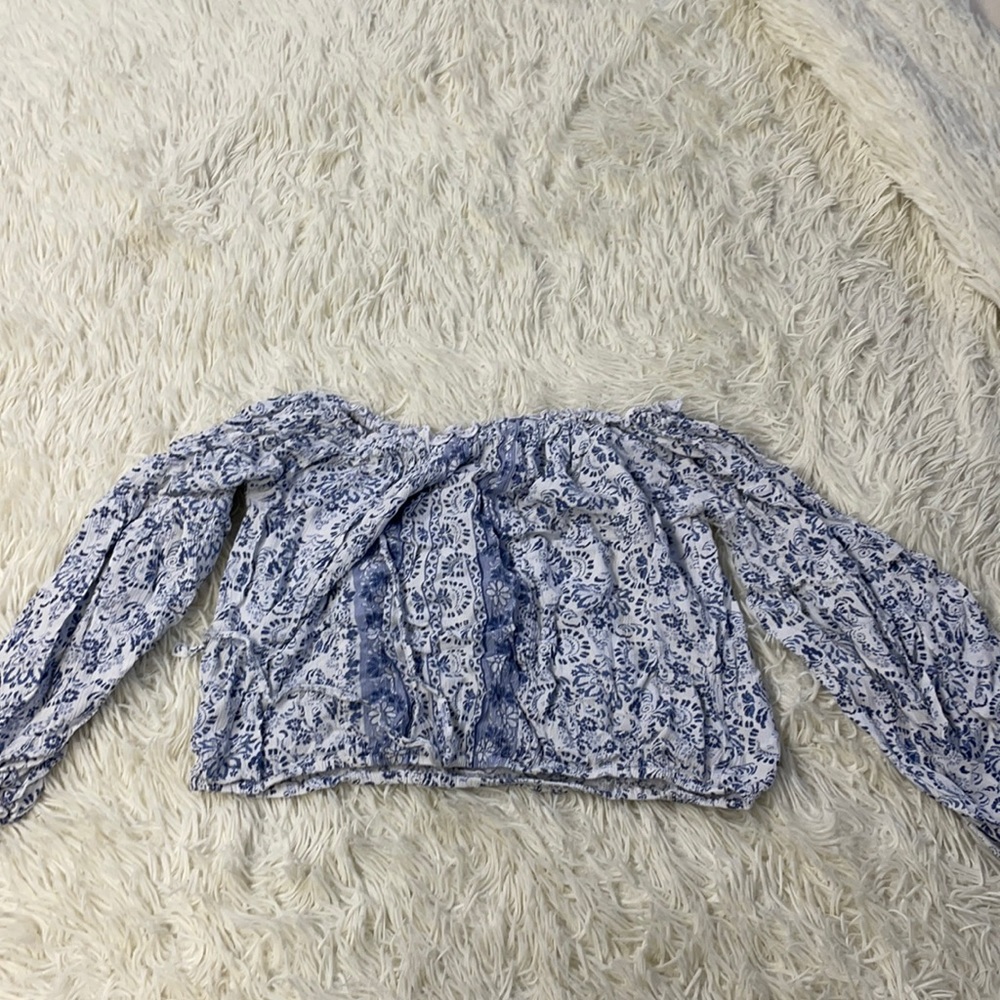 Long sleeve top